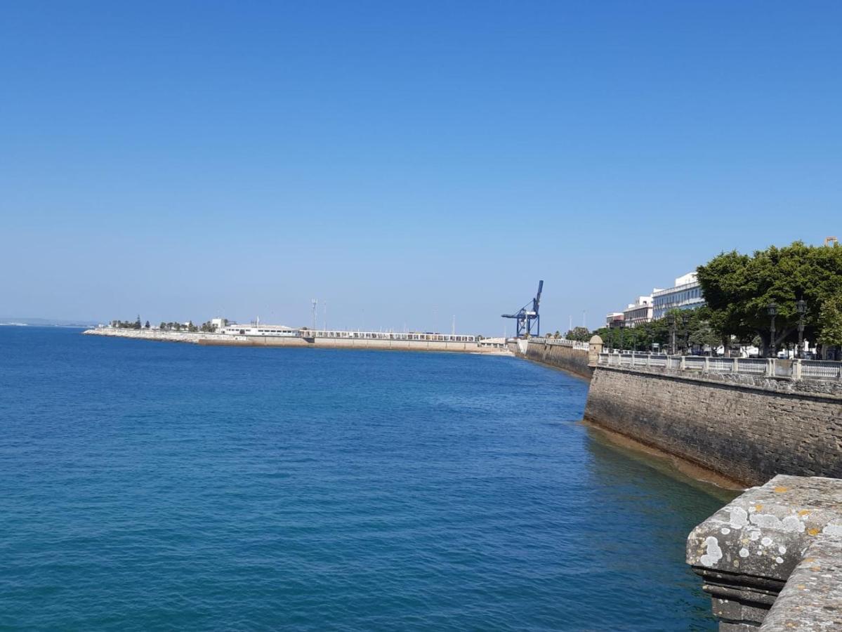 Atico Banos Del Carmen Apartment Кадис Екстериор снимка